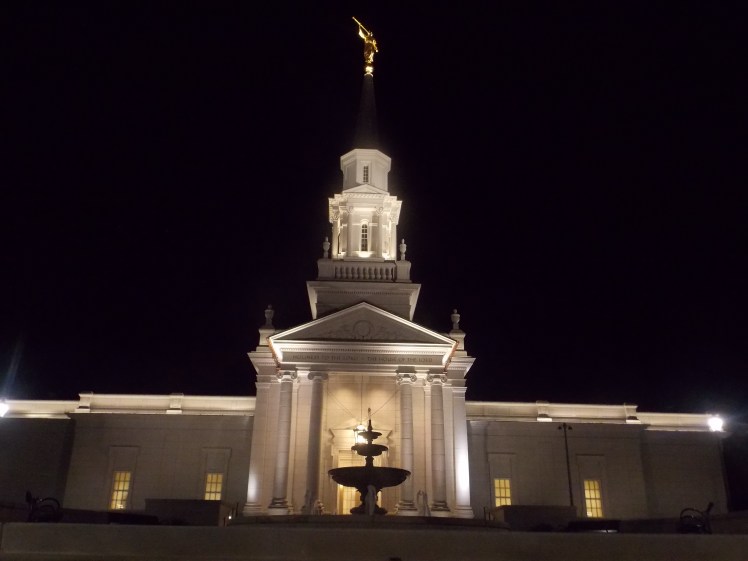 hartfordtempleatnightcloseup