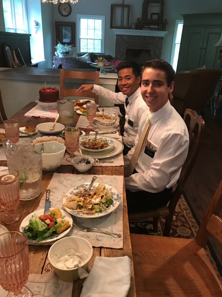 NewHavenCTMatthews20thBdayDinnerTaggartsDavisNagtalonSmiles