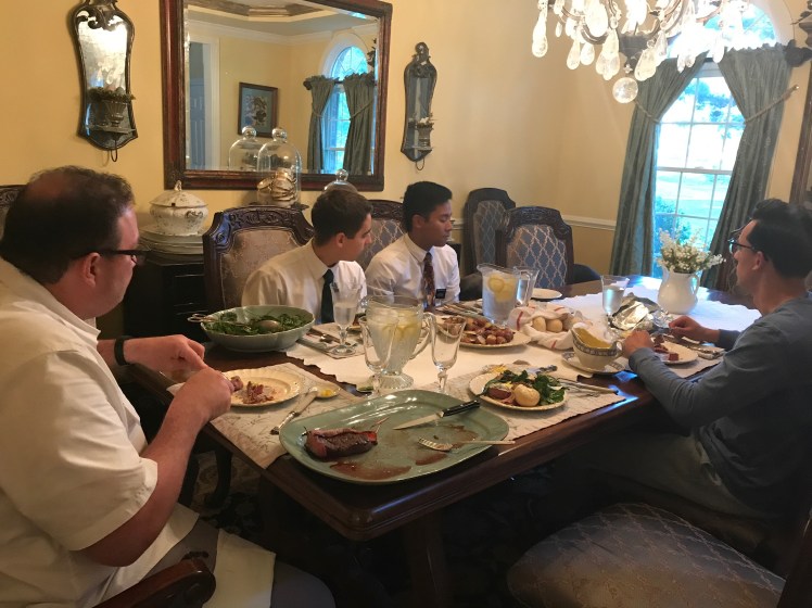 NewHavenCTMothersDayDinnerTableTonyFerenyiTaggart