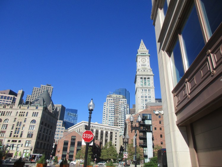 LynnfieldMABostonBldg2