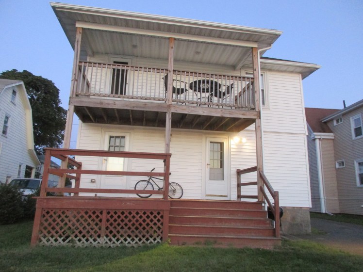 LynnfieldMApartmentporch