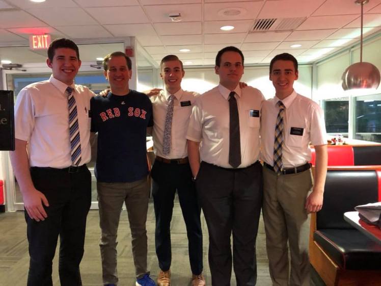 SouthingtonCTDinnerwithKeithMoonJune2108